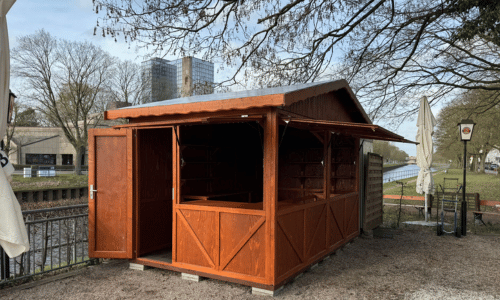 Nachhaltig gefertigter Holz-Verkaufsstand der Tischlerei Pfützner in Delmenhorst